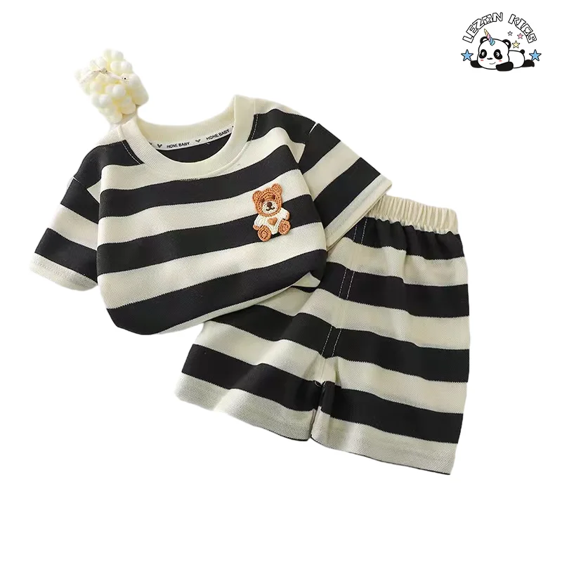 LEZONKIDS - Customizable Wholesale Cute Bear Patch T-shirt and Casual Shorts Girls Clothing Sets 2pcs Girl Outfit Set
